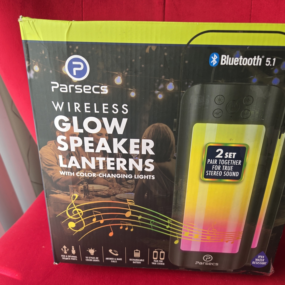 Parsecs Wireless Glow Speaker Lanterns - Color-Changing Lights